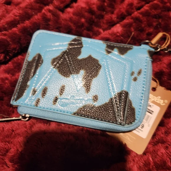 Wrangler Turquoise and Black Card Holder - Picture 2 of 2